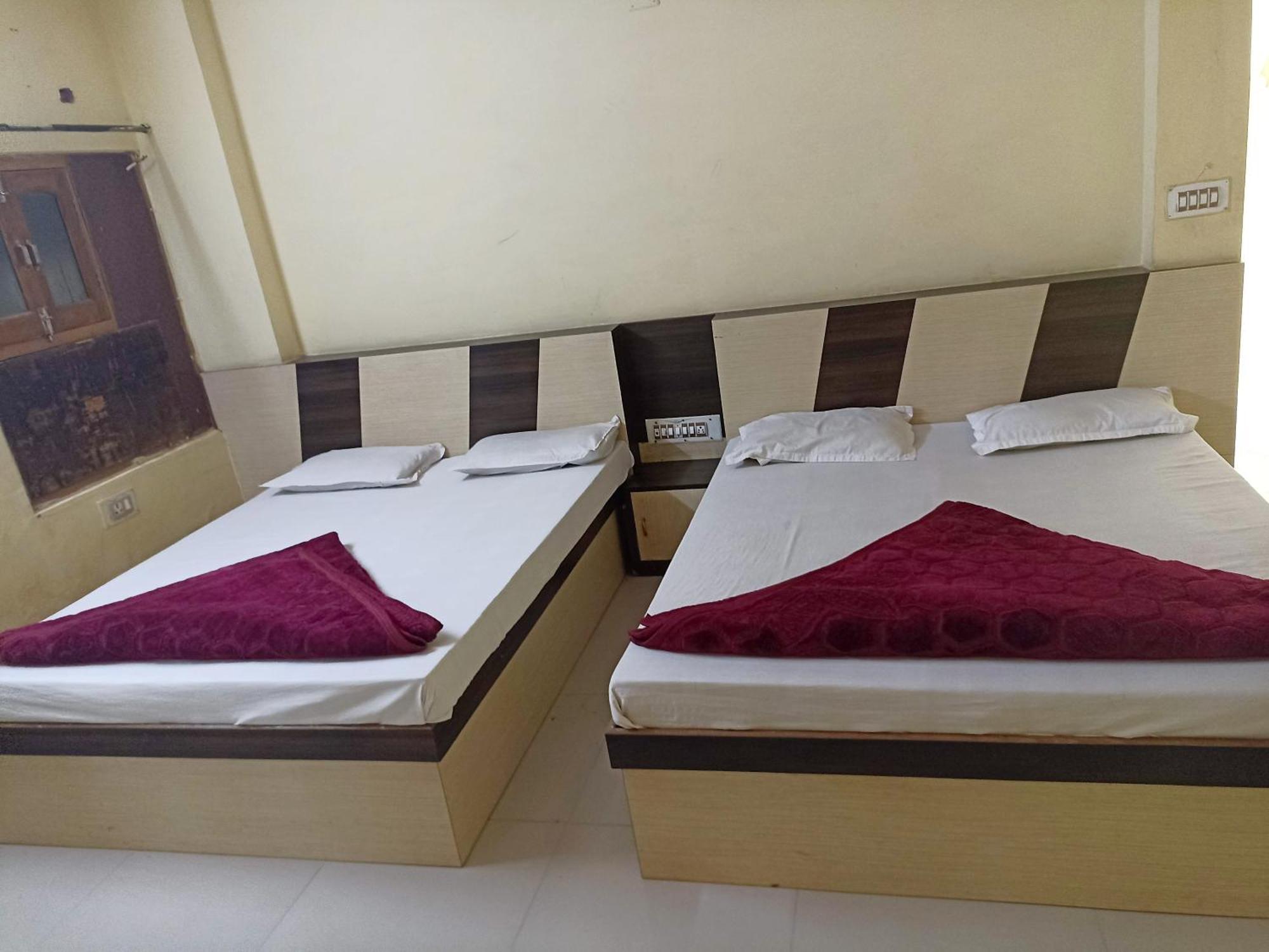 Hotel Shreeji Arpan Nāthdwāra Zewnętrze zdjęcie